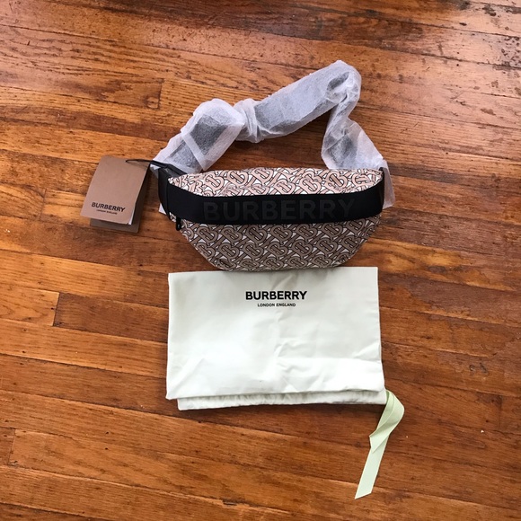 NWT Burberry Crossbody Bag - Picture 5 of 6